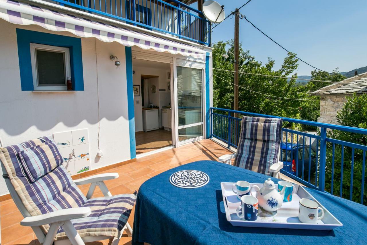 Spiti Ena Villa Theologos  Exteriör bild