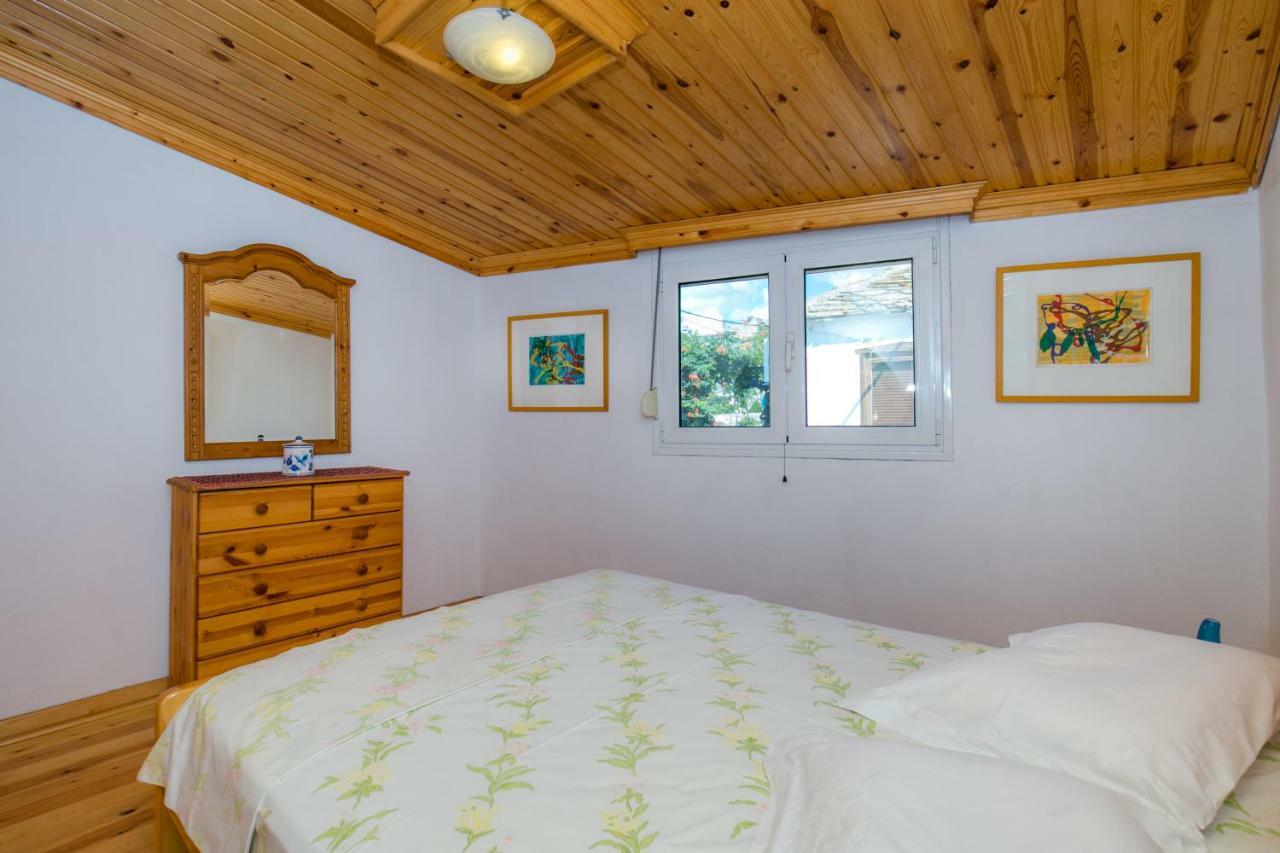 Spiti Ena Villa Theologos  Exteriör bild