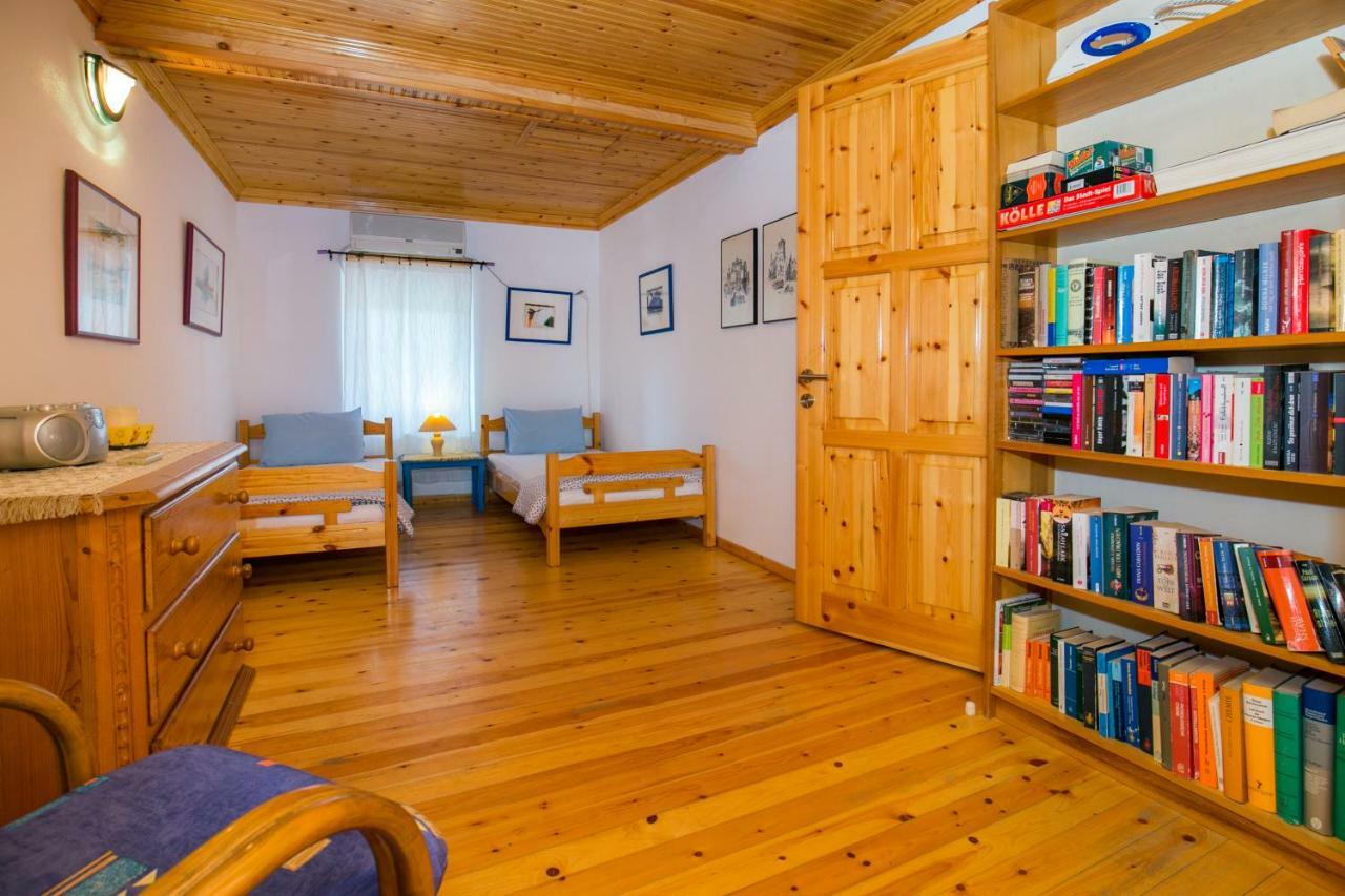 Spiti Ena Villa Theologos  Exteriör bild